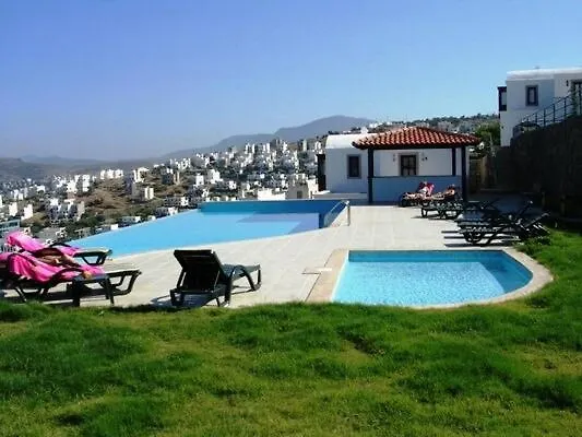 Mia Private Pool Vilă *